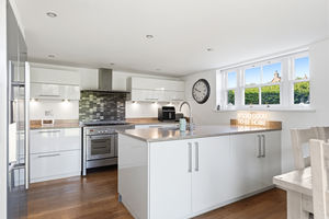 Photo 23- click for photo gallery